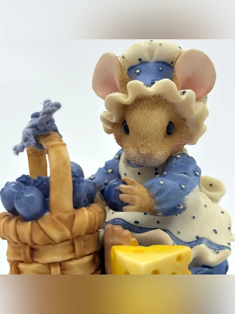 Vintage 1997 Blueberry Cheesecake Priscilla Hillman Mouse Tales 90s Cottagecore
